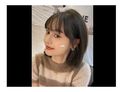 短发女孩魅力无限，阴抖视频展现时尚风采